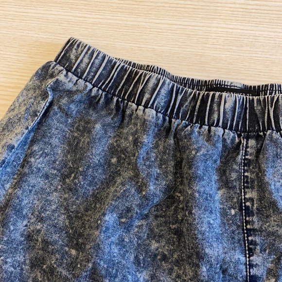 NWOT - Forever 21 - Shorts - Picture 2 of 9